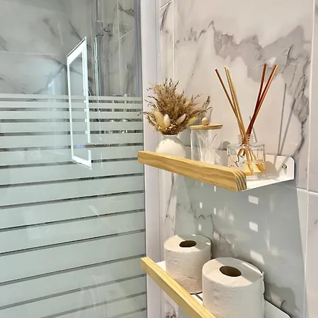 Apartmán Dinas Bois-Colombes